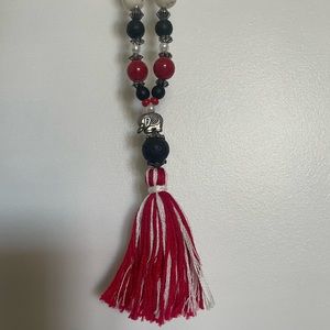 NEW elephant charms beaded necklace